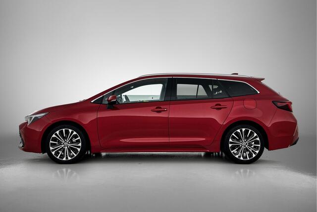 Toyota COROLLA Touring Sports 1.8 Hybrid First Edition | Nieuw Geleverd en Onderhouden | Stoelverwarming | Elektrische Achterklep | Navigatie |