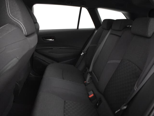 Toyota COROLLA Hybrid 140 Active | Trekhaak | Stuur en Stoelverwarming