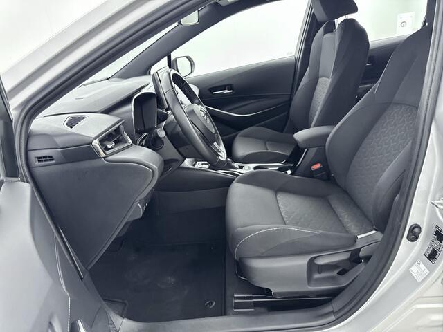 Toyota COROLLA Touring Sports 1.8 Hybrid Active Navigatie | Apple carplay | climaat control |