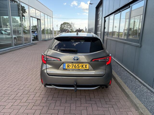 Toyota COROLLA Touring Sports 2.0 Hybrid Premium CAMERA/KEYLESS/DODEHOEK/18INCH/LEDER/STOELVERWARMING