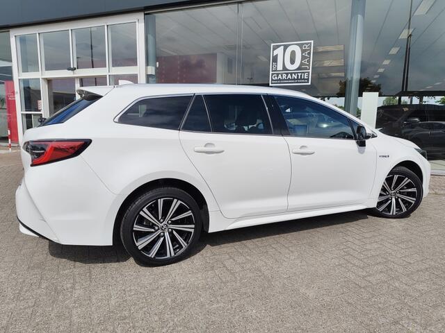 Toyota COROLLA 1.8 Hybrid Dynamic | Stoelverwarming | Draadloze Telefoonlader |