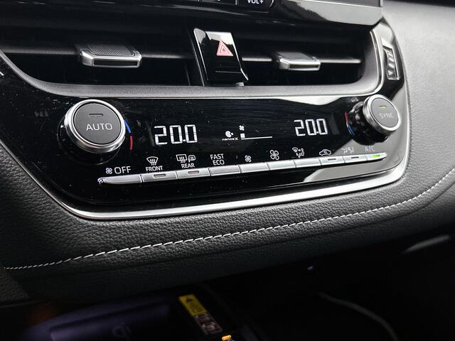 Toyota COROLLA Touring Sports Hybrid 140 Dynamic | 1e Eigenaar | BTW'er | Apple Carplay / Android Auto | Camera | Facelift Model |