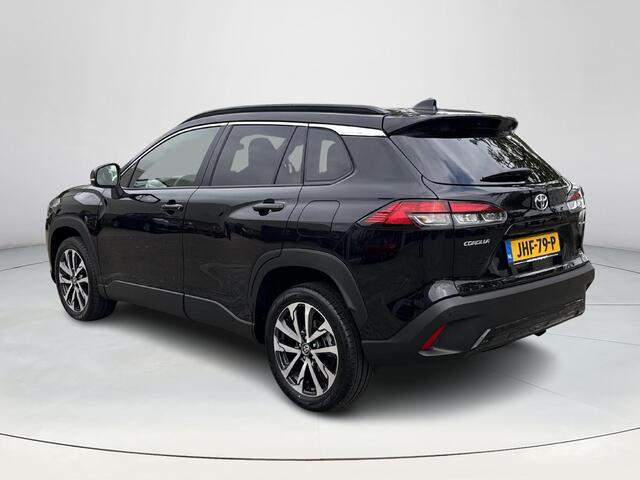 Toyota COROLLA Cross Hybrid 140 Style **DODEHOEK DETECTIE/ STOEL EN STUURWIELVERWARMING/ KEYLESS/ GARANTIE**