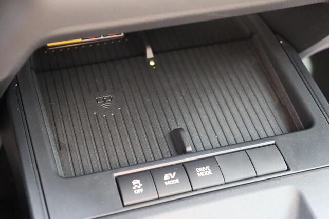 Toyota COROLLA Cross Hybrid 140 Active, Safety pack, BSM, Apple carplay, Android auto, Achterruitrijcamera, Parkeersensoren