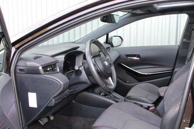 Toyota COROLLA 1.8 Hybrid Executive 5 drs. Panoramisch schuif/kanteldak