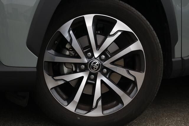 Toyota COROLLA Cross Hybrid 140 Style