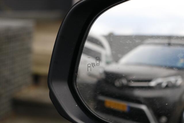 Toyota COROLLA Cross Hybrid 140 Style