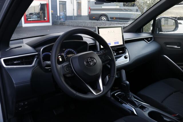 Toyota COROLLA Cross Hybrid 140 Style + Premium Pack I