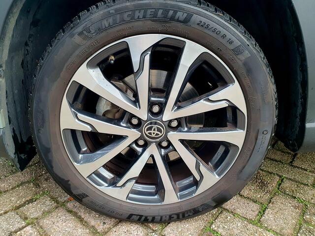 Toyota COROLLA Cross 2.0 High Power Hybrid First Edition All-in prijs!