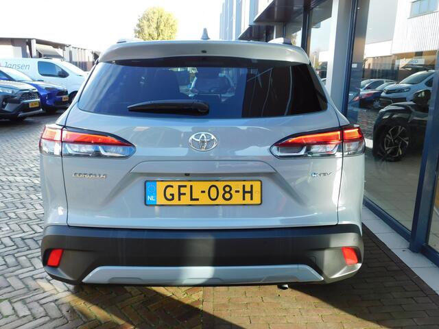 Toyota COROLLA Cross Hybrid 140 Style
