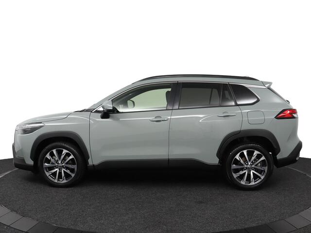 Toyota COROLLA Cross Hybrid 140 Dynamic | Trekhaak | all seasons banden | Apple Carplay/Android Auto | Navigatie |