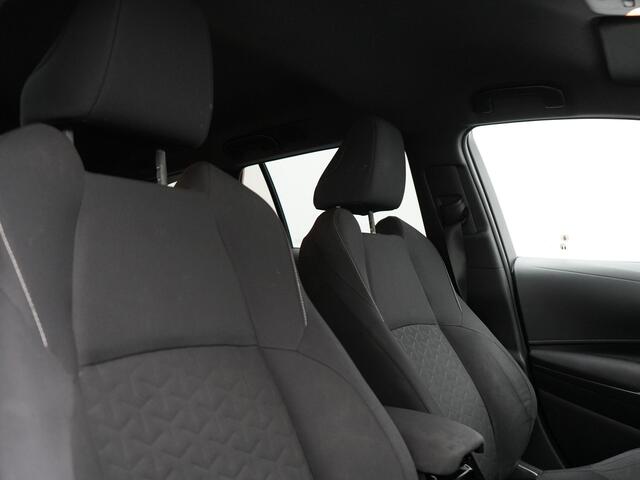 Toyota COROLLA Touring Sports 2.0 Hybrid Dynamic 180pk Dealer O.H. | Adaptive Cruise | Camera | Sportstoelen & Stuur Verwarmd | Apple Carplay | Keyless | Blis | Navigatie | DAB |