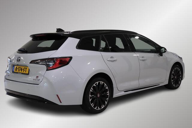 Toyota COROLLA Touring Sports 1.8 Hybrid GR-Sport, Apple Carplay/Android Auto, Stoelverwarming, Sensoren, Dealer onderhouden!