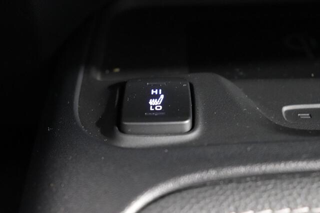 Toyota COROLLA Touring Sports 1.8 Hybrid GR-Sport, Apple Carplay/Android Auto, Stoelverwarming, Sensoren, Dealer onderhouden!