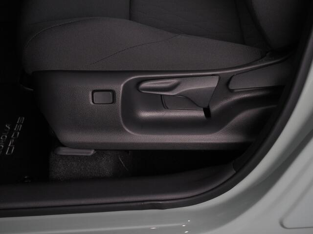 Toyota COROLLA Cross Hybrid 140 Dynamic nieuw model