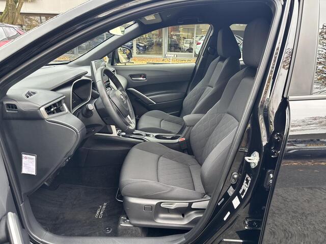 Toyota COROLLA Cross Hybrid 140 Style | 06-10141018 Voor meer informatie