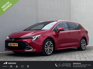 toyota-corolla-touring-sports-hybri
