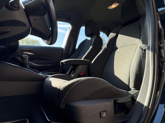 Toyota COROLLA 1.8 Hybrid Active | Camera | Massage | Navi | Garantie |