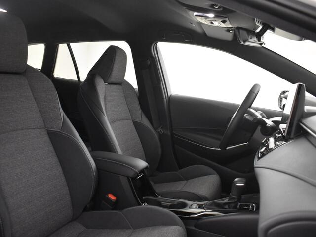 Toyota COROLLA Hybrid 140 Style | Stuur en Stoelverwarming | Parkeersensoren V+