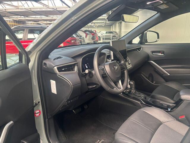 Toyota COROLLA Cross 2.0 High Power Hybrid First Edition STOELVERWARMING, SLECHTS 30.724KM, APPLE CARPLAY/ANDROID AUTO!!!