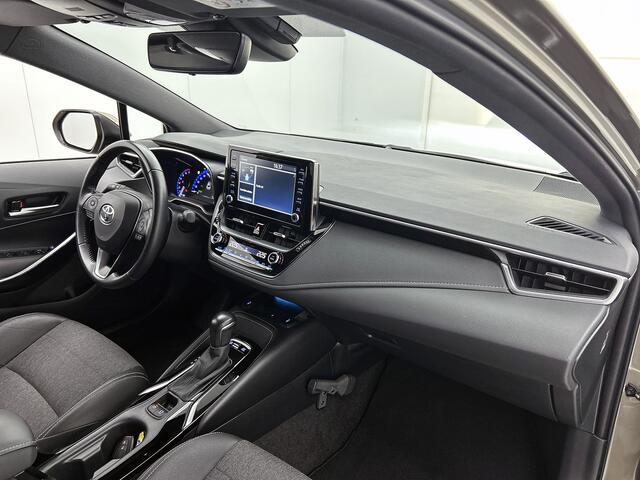 Toyota COROLLA 1.8 Hybrid Dynamic | 1e Eigenaar | Nieuw Geleverd & Onderhouden | Stoelverwarming | Apple Carplay / Anrdoid Auto |