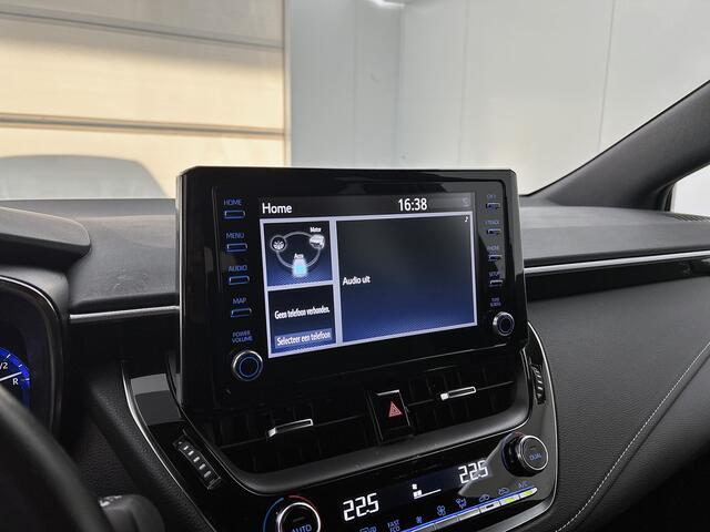 Toyota COROLLA 1.8 Hybrid Dynamic | 1e Eigenaar | Nieuw Geleverd & Onderhouden | Stoelverwarming | Apple Carplay / Anrdoid Auto |