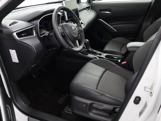Toyota COROLLA Cross 2.0 High Power Hybrid First Edition | Trekhaak | Electrisch bedienbare achterklep |