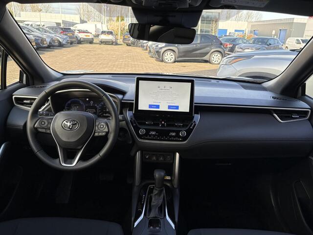 Toyota COROLLA Cross Hybrid 200 Style