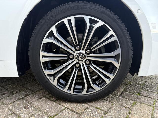 Toyota COROLLA 1.8 Hybrid Business Plus | Trekhaak | Dodehoek sensor |