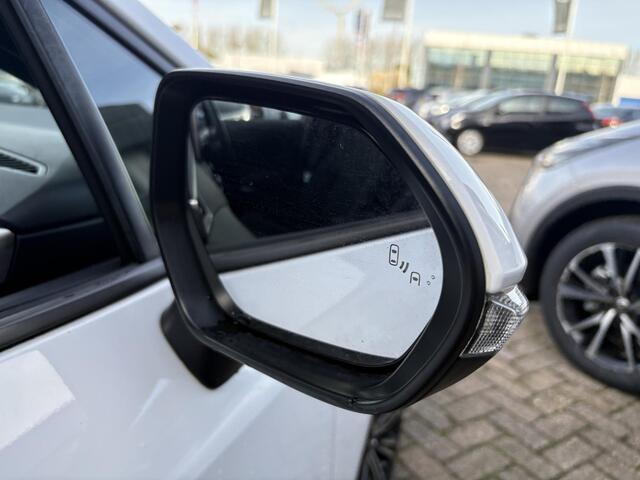 Toyota COROLLA 1.8 Hybrid Business Plus | Trekhaak | Dodehoek sensor |