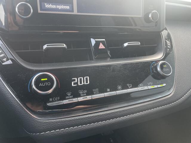 Toyota COROLLA Touring Sports BJR 2020 2.0 Hybrid 153 PK Business Plus TREKHAAK | TELEFONIE | CAMERA | STOELVERWARMING
