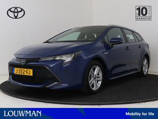 toyota-corolla-touring-sports-1.8-h
