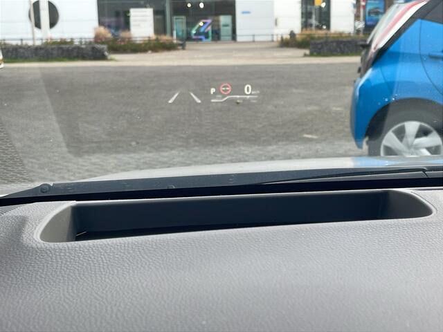 Toyota COROLLA Touring Sports 1.8 Hybrid Dynamic Special Camera | HUD | Navi | Carplay |