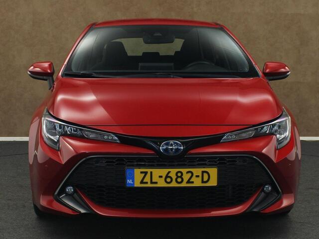 Toyota COROLLA 1.8 Hybrid Active Plus APPLE CARPLAY/ANDROID AUTO - ADAPTIEVE CRUISE CONTROL - PARKEERSENSOREN VOOR - ACHTERUITRIJ CAMERA - NAVIGATIE - CLIMATE CONTROL - DRAADLOZE TELEFOONLADER