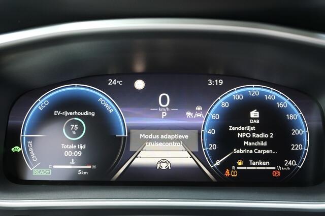 Toyota COROLLA Hybrid 140 Dynamic Automaat | Apple Carplay / Android auto | P