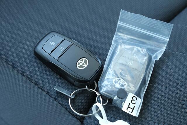 Toyota COROLLA Hybrid 140 Dynamic Automaat | Apple Carplay / Android auto | P