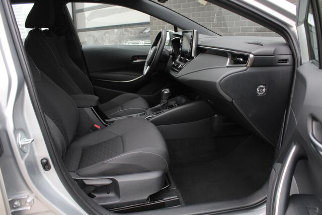 Toyota COROLLA 1.8 Hybrid Active / Carplay / Camera / N.A.P.