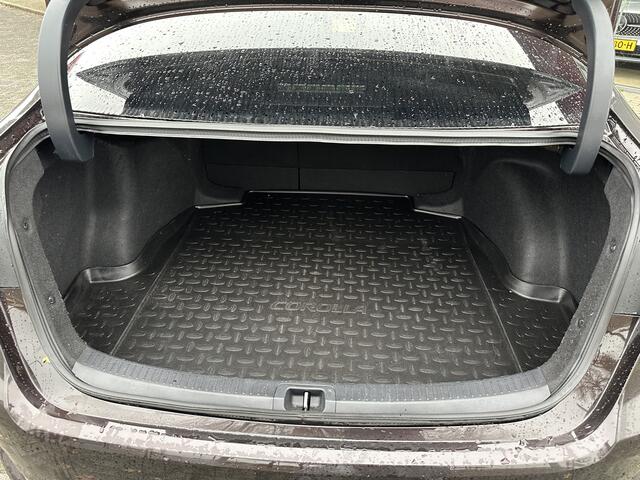 Toyota COROLLA 1.8 Hybrid Executive | Adaptive CC | Trekhaak Afneembaar | Leder | Occasion