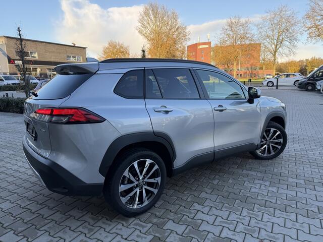 Toyota COROLLA Hybrid 140 Style | Stoel/stuurverw. | Elektr Achterklep | BlindS