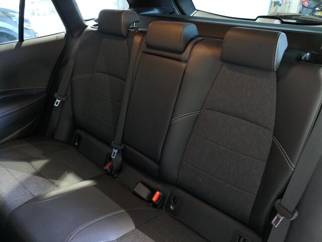 Toyota COROLLA Touring Sports 1.8 Hybrid Dynamic *Dealer onderhouden!* - Adaptive cruise, camera, navi