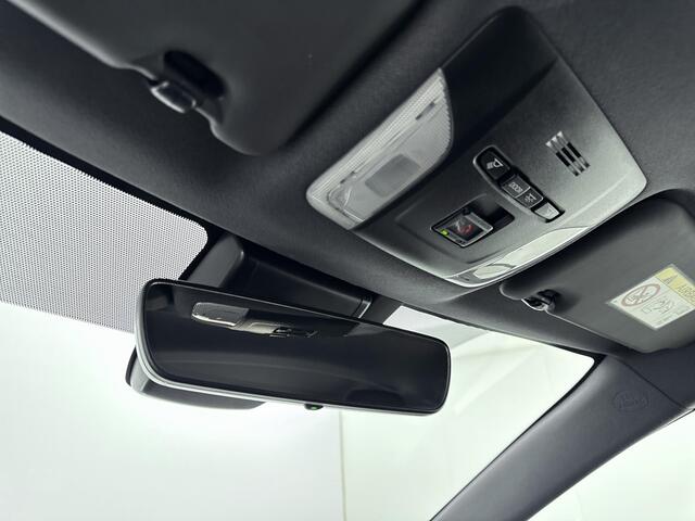 Toyota COROLLA Touring Sports 1.8 Hybrid Dynamic | Garantie t/m 12-2032 mogelijk | Apple Carplay/Android Auto