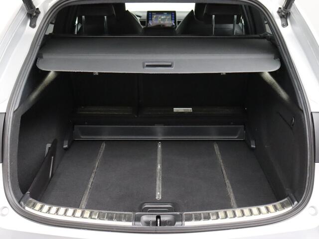 Toyota COROLLA Touring Sports 2.0 Hybrid Executive JBL | Trekhaak | Camera | Navigatie!
