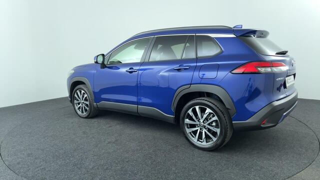 Toyota COROLLA Cross Hybrid 140 Style