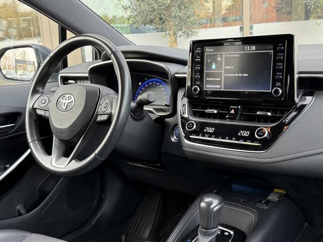 Toyota COROLLA 1.8 Hybrid Dynamic | camera | keyless | metallic lak