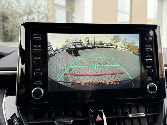 Toyota COROLLA 1.8 Hybrid Dynamic | camera | keyless | metallic lak