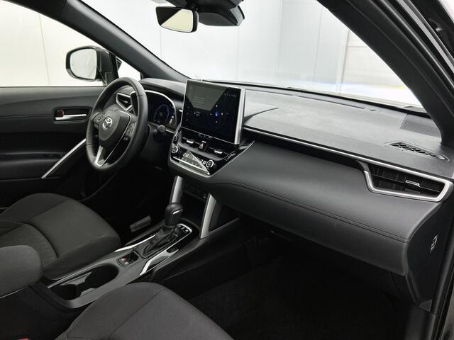 Toyota COROLLA Cross Hybrid 140 Style | Draadloze Telefoonlader | Elektrische Achterklep | Parkeersensoren V+A |
