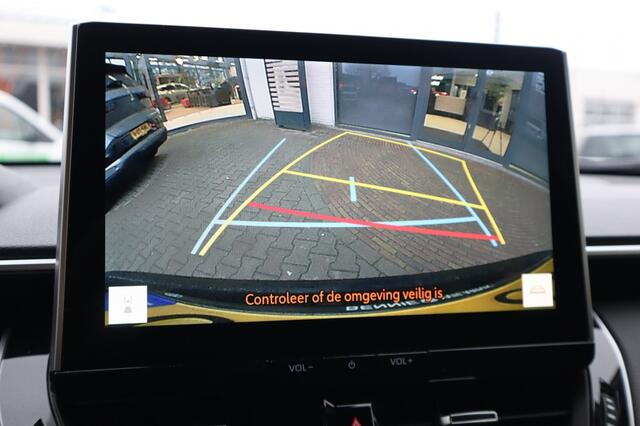 Toyota COROLLA Hybrid 140 Dynamic AllSeasons/AdaptiveCruise/Keyless