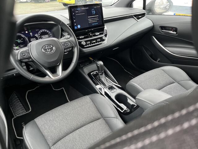 Toyota COROLLA Touring Sports Hybrid 140 Dynamic | All-in prijs | Apple/Android | Camera | Navigatie |