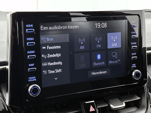 Toyota COROLLA 1.8 Hybrid Active | 1e Eigenaar | Trekhaak | NIEUW GELEVERD & ONDERHOUDEN | Apple Carplay / Android Auto |