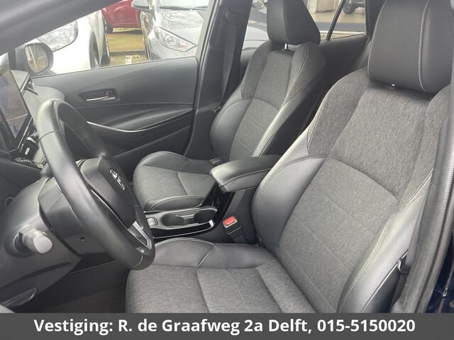 Toyota COROLLA Touring Sports 1.8 Hybrid First Edition | DEMO | Parkeersensoren | Elektrische kofferbak | Navigatie |